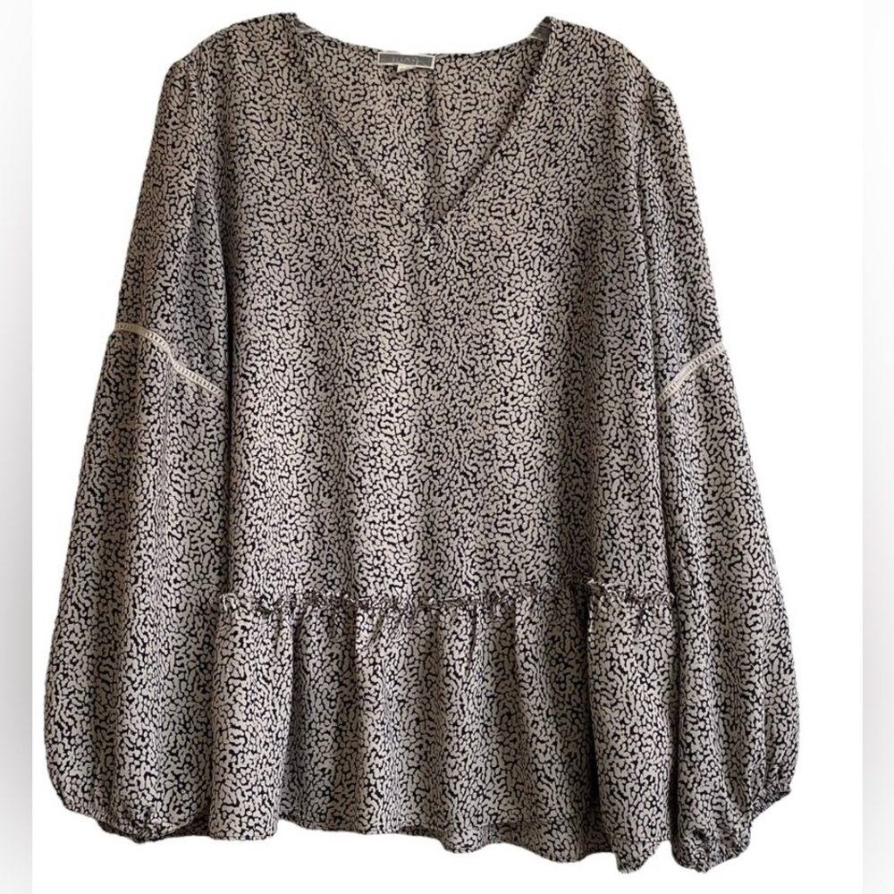Pleione peplum blouse